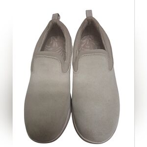 LAND'S END WOMANS SHOES